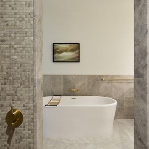 King Room Allure